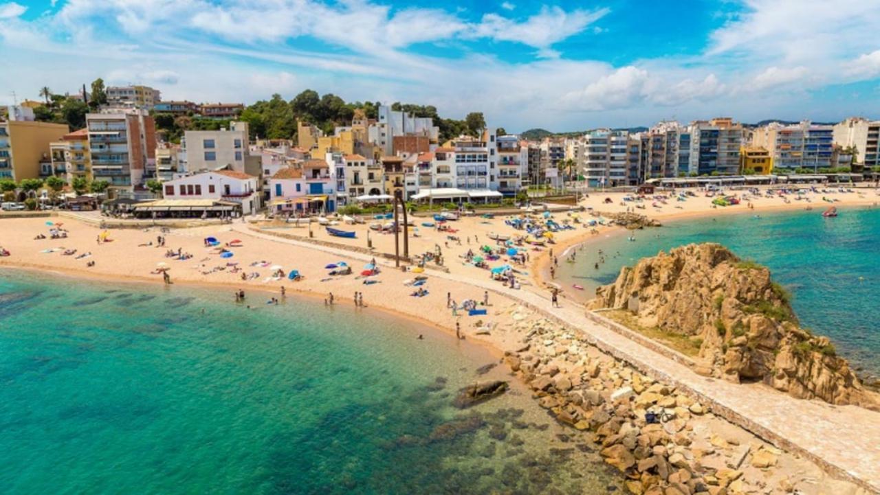 Apartamento Cerca De La Playa Blanes Exterior photo